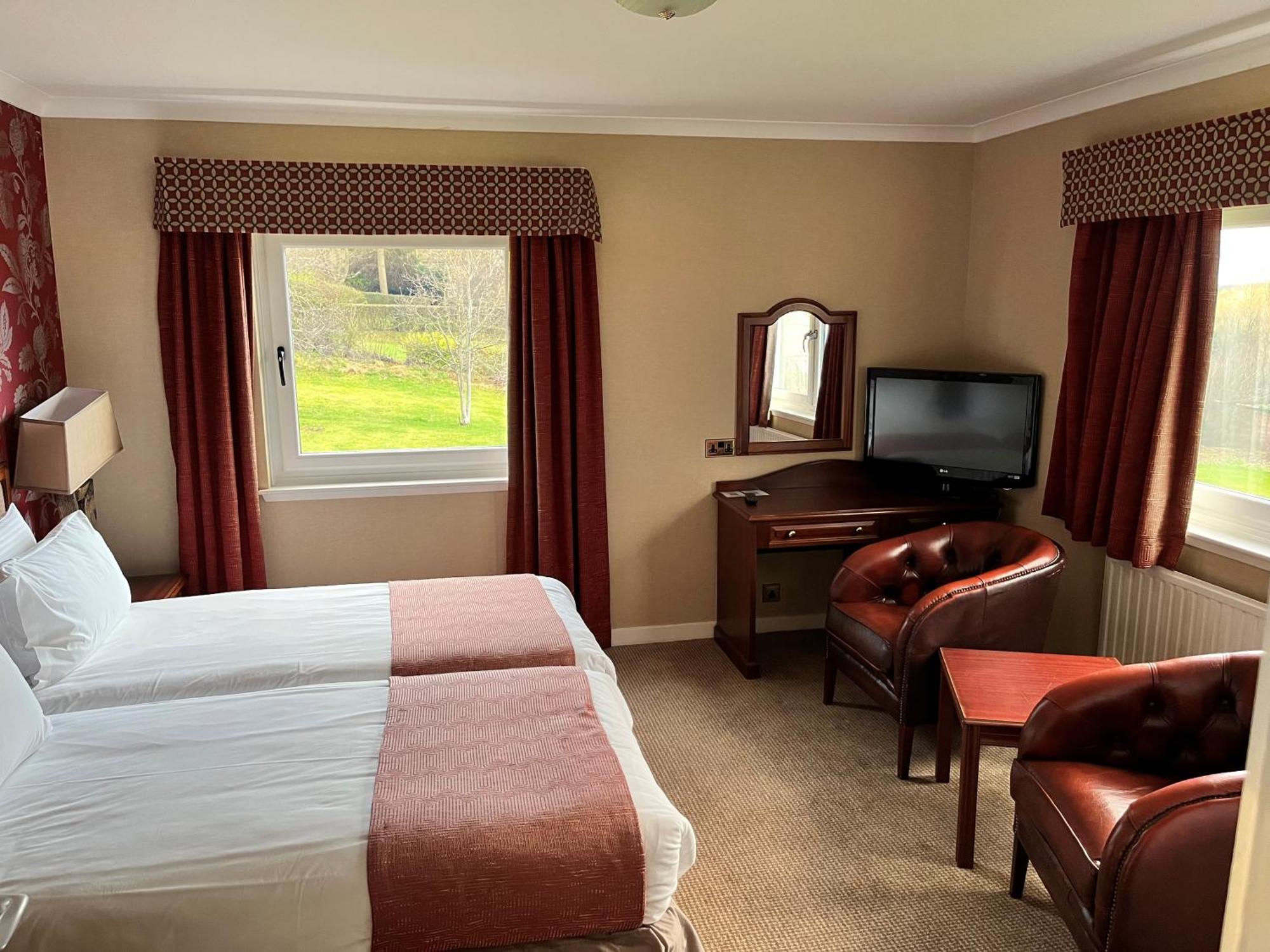 Ramnee Hotel Форрес Екстер'єр фото