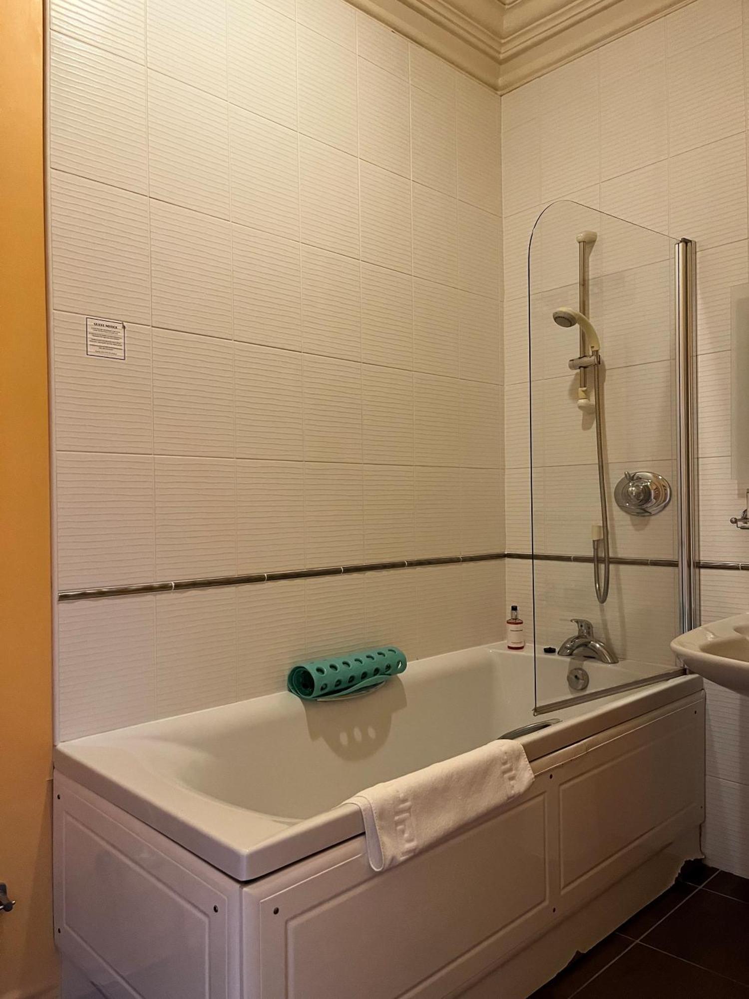 Ramnee Hotel Форрес Номер фото
